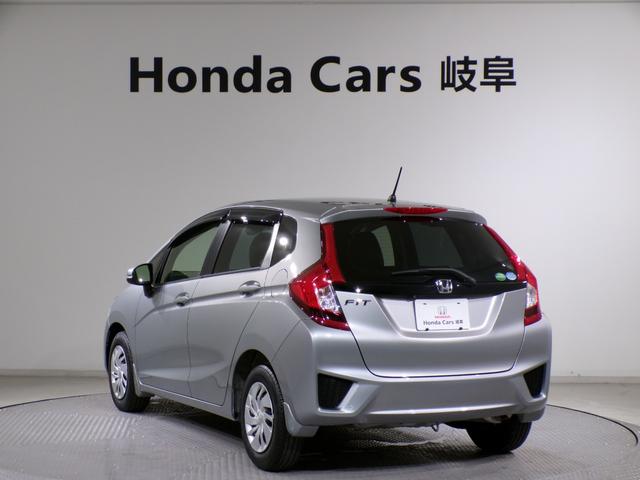 フィット 13G・Lパッケージ Bluetooth接続インターナビワンセグTVスマートキー 軽減ブレーキ 盗難警報装置 禁煙 Bカメ Sキー フルオートエアコン ナビTV リモコンキー サイドSRS 横滑り防止機能 エアバック(41枚目)