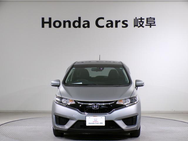 フィット 13G・Lパッケージ Bluetooth接続インターナビワンセグTVスマートキー 軽減ブレーキ 盗難警報装置 禁煙 Bカメ Sキー フルオートエアコン ナビTV リモコンキー サイドSRS 横滑り防止機能 エアバック(45枚目)