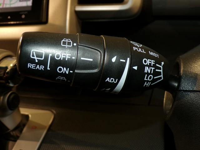 フリード Gジャストセレクション Bluetooth接続両側電動スライドドアETCフルセグTVスマートキー 両側Pスライドドア エコモード Bモニター スマトキー 地上デジタルTV 助手席エアバッグ USB AUTOエアコン パワステ(15枚目)