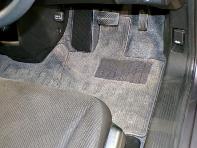 フリード Gジャストセレクション Bluetooth接続両側電動スライドドアETCフルセグTVスマートキー 両側Pスライドドア エコモード Bモニター スマトキー 地上デジタルTV 助手席エアバッグ USB AUTOエアコン パワステ(27枚目)