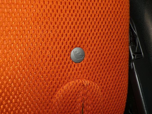 フィット ＲＳ　６ＭＴＥＴＣ社外アルミホイール　運転席エアバック　キ－レス　ＥＳＣ　セキュリティアラーム　禁煙　ＡＡＣ　ＰＷ　ＡＢＳ　パワーステ　スマートキーシステム　両席エアバック（26枚目）