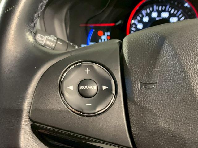 ヴェゼル ハイブリッドＺ　Ｂｌｕｅｔｏｏｔｈ音楽　Ｒカメ　スマキー　ワンオーナー　ＬＥＤランプ　禁煙　ＥＴＣ付　ＵＳＢ　シ－トヒ－タ－　サイドカーテンエアバック　運転席助手席エアバッグ　ＶＳＡ　パワーステアリング　キーフリ（15枚目）