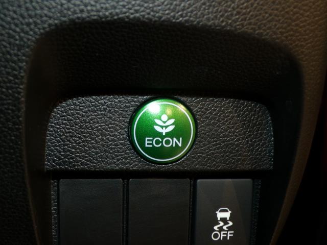 Ｎ－ＯＮＥ プレミアム　ドラレコＥＴＣワンセグＴＶ純正アルミホイールスマートキー　ＤＶＤ再生機能　運転席エアバック　横滑防止　イモビライザー　禁煙　１セグＴＶ　ＥＴＣ装備　ドライブレコ－ダ－　バックモニター　助手席エアバック（11枚目）