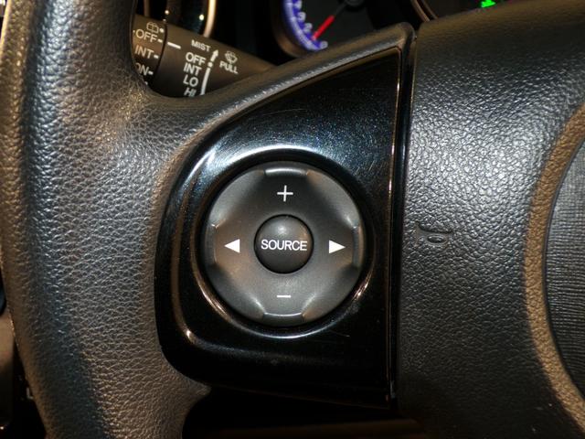 Ｎ－ＯＮＥ プレミアム　ドラレコＥＴＣワンセグＴＶ純正アルミホイールスマートキー　ＤＶＤ再生機能　運転席エアバック　横滑防止　イモビライザー　禁煙　１セグＴＶ　ＥＴＣ装備　ドライブレコ－ダ－　バックモニター　助手席エアバック（13枚目）