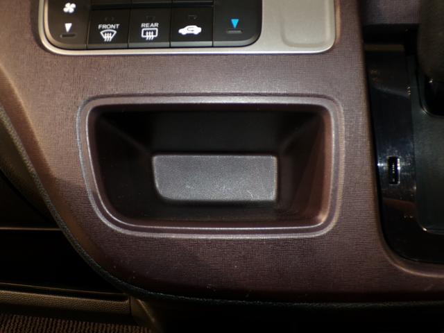 Ｎ－ＯＮＥ プレミアム　ドラレコＥＴＣワンセグＴＶ純正アルミホイールスマートキー　ＤＶＤ再生機能　運転席エアバック　横滑防止　イモビライザー　禁煙　１セグＴＶ　ＥＴＣ装備　ドライブレコ－ダ－　バックモニター　助手席エアバック（20枚目）