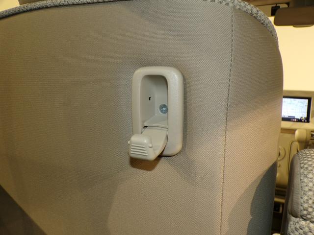 アルトラパン Ｓ　４ＷＤＢｌｕｅｔｏｏｔｈ接続両席シートヒーターＥＴＣスマートキー　フロントベンチシート　アイドリングストップ車　Ｓキー　ブレーキサポート　イモビライザー　禁煙　１セグ　横滑り防止システム　ＤＶＤ再生（16枚目）