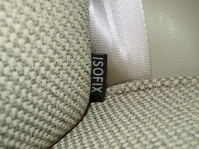 アルトラパン Ｓ　４ＷＤＢｌｕｅｔｏｏｔｈ接続両席シートヒーターＥＴＣスマートキー　フロントベンチシート　アイドリングストップ車　Ｓキー　ブレーキサポート　イモビライザー　禁煙　１セグ　横滑り防止システム　ＤＶＤ再生（31枚目）