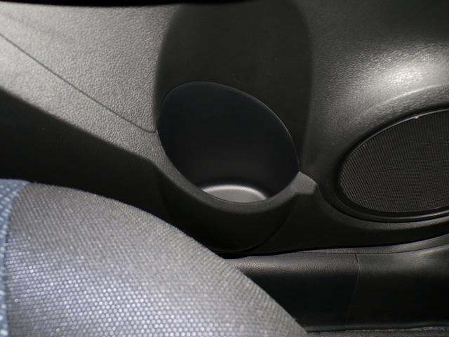 フィット Gスマートセレクション ETCワンセグTVスマートキー エアバック Wエアーバック イモビライザー ナビTV 禁煙 DVD パワーウィンドウ ABS パワステ エアコン キーレス スマートキープッシュスタート(17枚目)