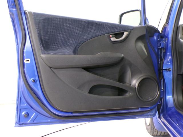 フィット Gスマートセレクション ETCワンセグTVスマートキー エアバック Wエアーバック イモビライザー ナビTV 禁煙 DVD パワーウィンドウ ABS パワステ エアコン キーレス スマートキープッシュスタート(20枚目)