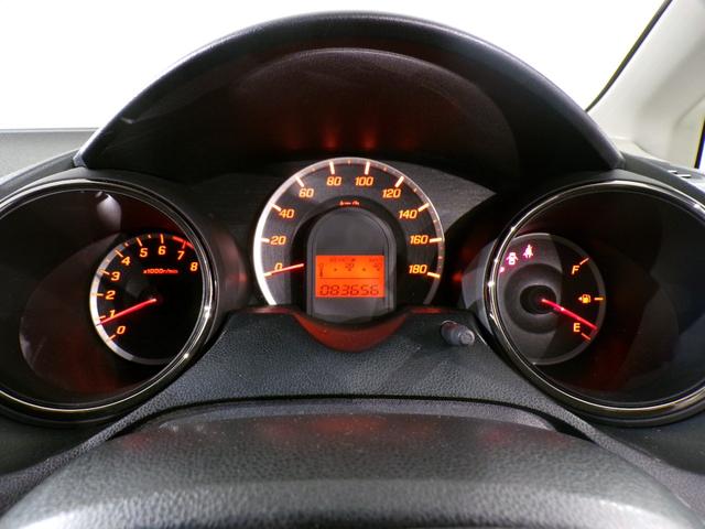 フィット G・10thアニバーサリー ETCインターナビワンセグTVスマートキー 盗難防止システム DVD再生 TVナビ エアコン 運転席エアバッグ Wエアバッグ ABS パワーウィンドウ キーレスエントリー パワーステアリング 禁煙(49枚目)