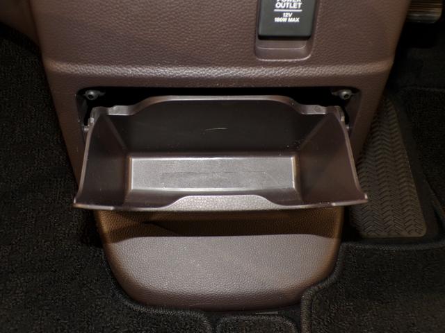 Ｎ－ＢＯＸ Ｇホンダセンシング　社外ドラレコＥＴＣ社外ナビスマートキー　禁煙　盗難防止システム　Ｄレコ　ＥＴＣ付　ナビＴＶ　スマキー　ＬＥＤ　ＤＶＤ再生機能　横滑り防止　パワーウィンドウ　ＡＡＣ　ベンチシート　ワンセグ　クルコン（21枚目）