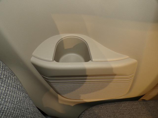 Ｎ－ＢＯＸ Ｇホンダセンシング　社外ドラレコＥＴＣ社外ナビスマートキー　禁煙　盗難防止システム　Ｄレコ　ＥＴＣ付　ナビＴＶ　スマキー　ＬＥＤ　ＤＶＤ再生機能　横滑り防止　パワーウィンドウ　ＡＡＣ　ベンチシート　ワンセグ　クルコン（27枚目）