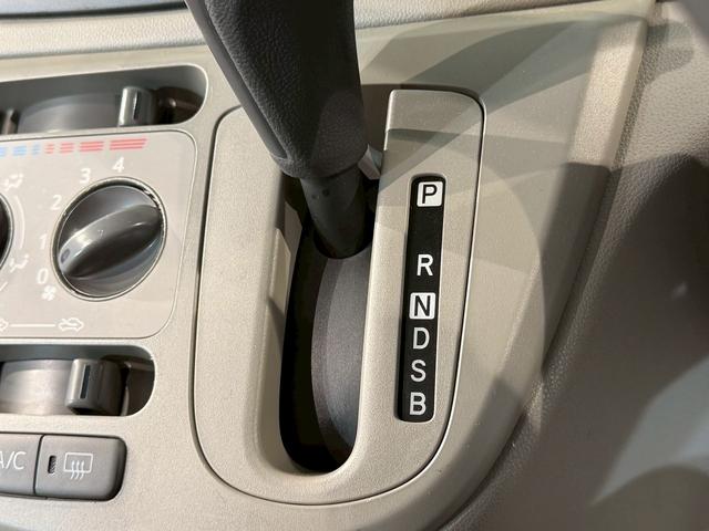 ミライース ＬＳＡ　ＣＤ　キーレス　禁煙　運転席エアバック　パワーウインドー　横滑防止　ＡＢＳ　マニュアルエアコン　パワーステアリング　デュアルエアバック　ＥＣＯＩＤＬＥ（5枚目）