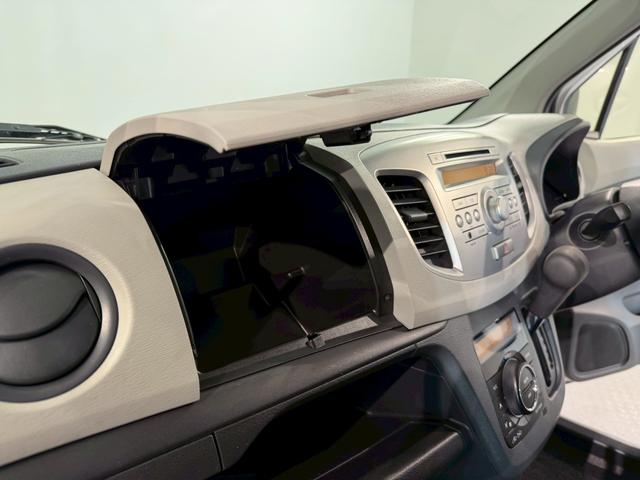 ワゴンＲ ＦＸ　運転席シートヒーター　禁煙　シ－トヒ－タ－　Ａストップ　ＡＵＴＯエアコン　Ｗエアバッグ　キーレス　ＡＢＳ　エアバック　パワーウィンド　パワステ（11枚目）