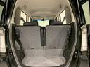 後部座席に乗車時もこれだけのラゲッジスペースを確保できます。
