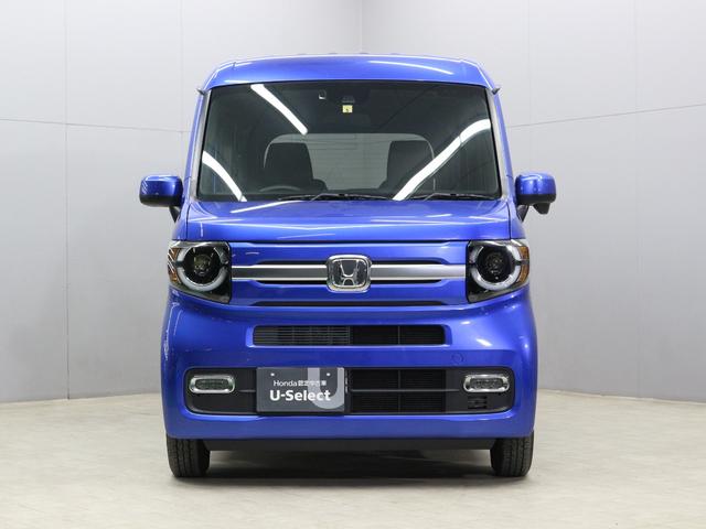 Ｎ－ＶＡＮ＋スタイル ファン　衝突軽減ブレーキ　誤発進抑制　アダプティブクルーズ　レーンキープ　ＬＥＤヘッド＆フォグ　急速充電ＵＳＢ　フルオートエアコン　ステアリングリモコン　アームレスト　スマートキー　禁煙車　ワンオーナー（10枚目）