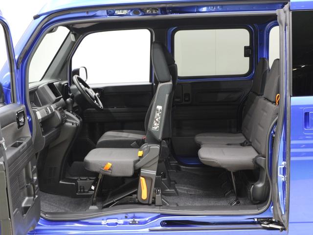 Ｎ－ＶＡＮ＋スタイル ファン　衝突軽減ブレーキ　誤発進抑制　アダプティブクルーズ　レーンキープ　ＬＥＤヘッド＆フォグ　急速充電ＵＳＢ　フルオートエアコン　ステアリングリモコン　アームレスト　スマートキー　禁煙車　ワンオーナー（28枚目）