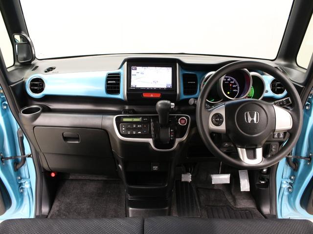 Ｎ－ＢＯＸ ＧＳＳパッケージ　２トーンカラー　両側パワスラ　メモリーナビ　衝突軽減ブレーキ　ワンオーナー　禁煙車　フロントフォグ　バックカメラ　フルセグ　純正１４ＡＷ　　スマートキー　横滑り防止　盗難防止装置　アイドリングストップ（5枚目）