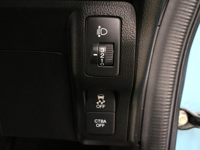 Ｎ－ＢＯＸ ＧＳＳパッケージ　２トーンカラー　両側パワスラ　メモリーナビ　衝突軽減ブレーキ　ワンオーナー　禁煙車　フロントフォグ　バックカメラ　フルセグ　純正１４ＡＷ　　スマートキー　横滑り防止　盗難防止装置　アイドリングストップ（54枚目）