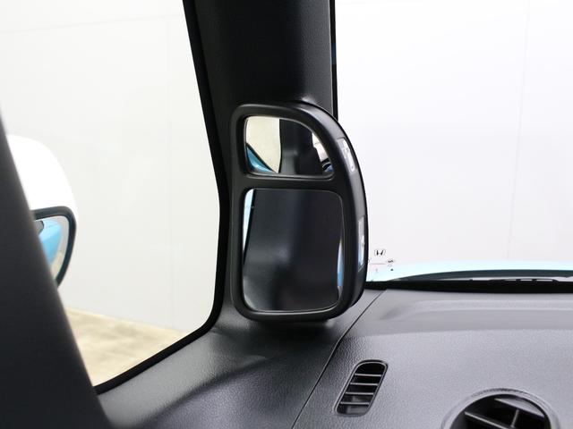 Ｎ－ＢＯＸ ＧＳＳパッケージ　２トーンカラー　両側パワスラ　メモリーナビ　衝突軽減ブレーキ　ワンオーナー　禁煙車　フロントフォグ　バックカメラ　フルセグ　純正１４ＡＷ　　スマートキー　横滑り防止　盗難防止装置　アイドリングストップ（55枚目）