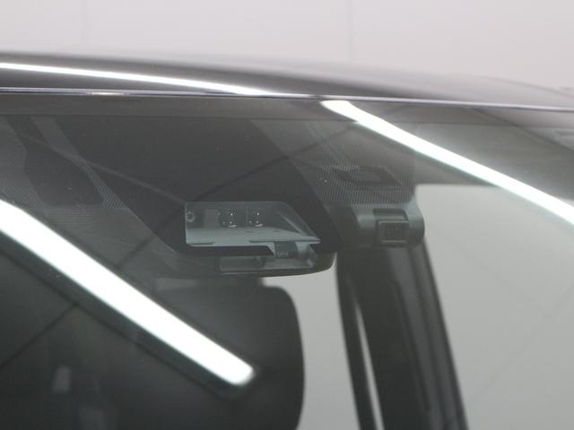 ヴォクシー ハイブリッドV 純正10型ナビ リア席モニター 衝突軽減ブレーキ ドラレコ シートヒーター 純正15AW クルーズコントロール エンジンスターター オートハイビーム LEDヘッド ワンオーナー 禁煙車 ETC2.0(6枚目)