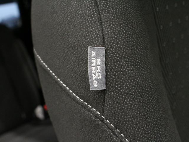 ヴォクシー ハイブリッドV 純正10型ナビ リア席モニター 衝突軽減ブレーキ ドラレコ シートヒーター 純正15AW クルーズコントロール エンジンスターター オートハイビーム LEDヘッド ワンオーナー 禁煙車 ETC2.0(45枚目)