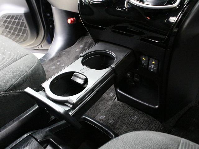 ヴォクシー ハイブリッドV 純正10型ナビ リア席モニター 衝突軽減ブレーキ ドラレコ シートヒーター 純正15AW クルーズコントロール エンジンスターター オートハイビーム LEDヘッド ワンオーナー 禁煙車 ETC2.0(53枚目)