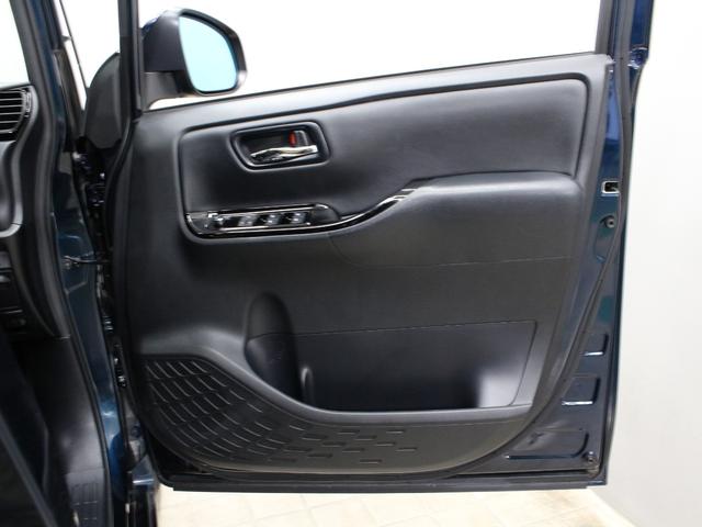 ヴォクシー ハイブリッドV 純正10型ナビ リア席モニター 衝突軽減ブレーキ ドラレコ シートヒーター 純正15AW クルーズコントロール エンジンスターター オートハイビーム LEDヘッド ワンオーナー 禁煙車 ETC2.0(64枚目)