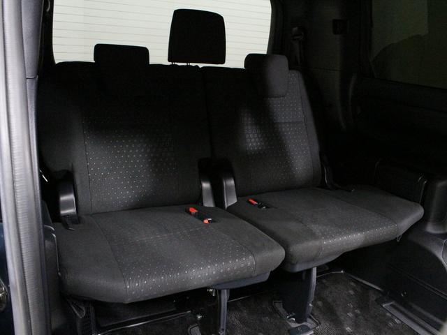 ヴォクシー ハイブリッドV 純正10型ナビ リア席モニター 衝突軽減ブレーキ ドラレコ シートヒーター 純正15AW クルーズコントロール エンジンスターター オートハイビーム LEDヘッド ワンオーナー 禁煙車 ETC2.0(75枚目)