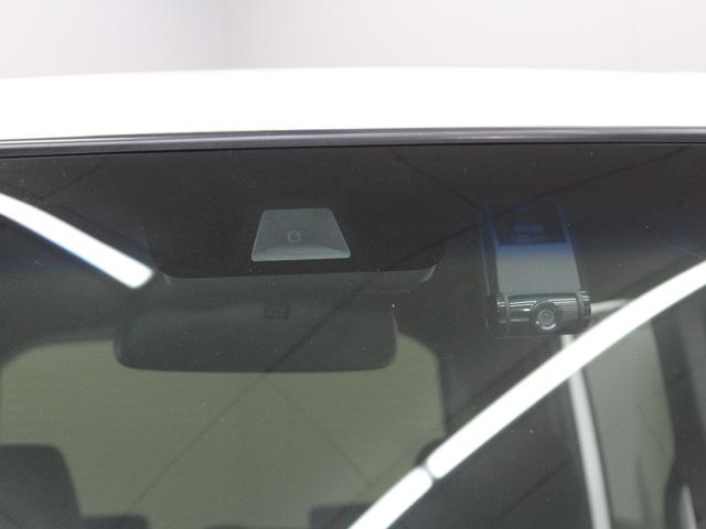 N-BOXカスタム G・EXホンダセンシング 助手席スーパースライド 両側パワスラ 純正8型ナビ リア席モニター ドラレコ 1オーナー 禁煙 衝突軽減ブレーキ アダプティブクルーズ 車線維持支援 オートハイビーム 純正14AW Bluetooth(11枚目)