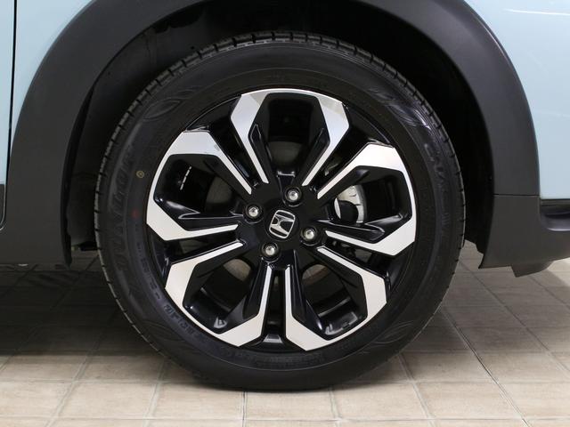 フィット e:HEVクロスター 純正9型ナビ 前後ドラレコ パーキングセンサー 渋滞追従クルーズ 電子パーキング ブレーキホールド オートハイビーム 1オーナー 禁煙 急速充電USB 純正16AW Bluetooth 車線維持支援(17枚目)