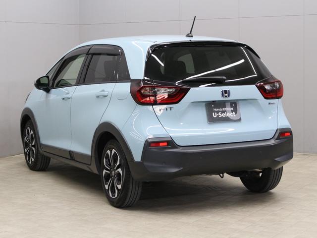 フィット e:HEVクロスター 純正9型ナビ 前後ドラレコ パーキングセンサー 渋滞追従クルーズ 電子パーキング ブレーキホールド オートハイビーム 1オーナー 禁煙 急速充電USB 純正16AW Bluetooth 車線維持支援(24枚目)