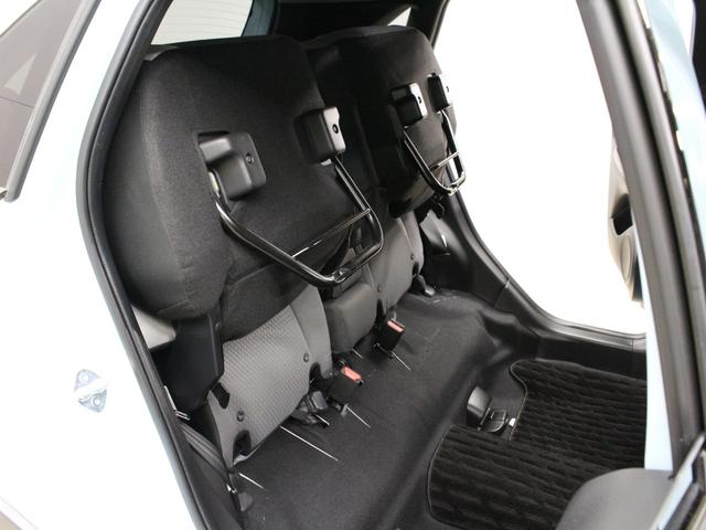 フィット e:HEVクロスター 純正9型ナビ 前後ドラレコ パーキングセンサー 渋滞追従クルーズ 電子パーキング ブレーキホールド オートハイビーム 1オーナー 禁煙 急速充電USB 純正16AW Bluetooth 車線維持支援(39枚目)