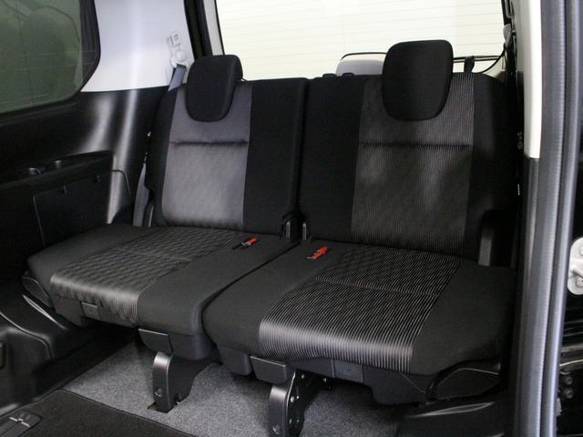 セレナ ハイウェイスターＶ　プロパイロット　後側方衝突防止支援　純正１０型ナビ　後席専用モニター　アラウンドビュー　インテリジェントルームミラー　両側パワスラ　電子パーキング　ブレーキホールド　先進ライト　ワンオーナー　禁煙車（17枚目）