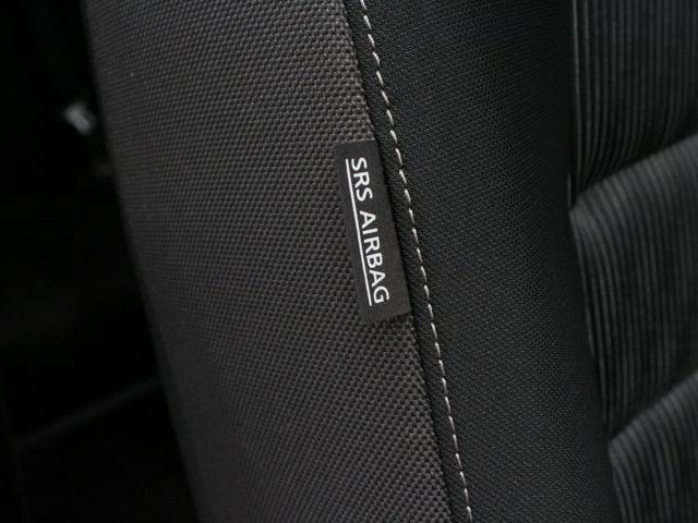 セレナ ハイウェイスターＶ　プロパイロット　後側方衝突防止支援　純正１０型ナビ　後席専用モニター　アラウンドビュー　インテリジェントルームミラー　両側パワスラ　電子パーキング　ブレーキホールド　先進ライト　ワンオーナー　禁煙車（63枚目）