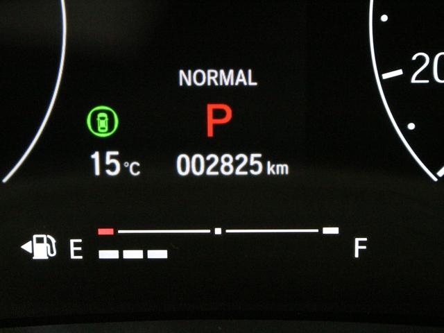 ヴェゼル e:HEVX・HuNTパッケージ 当社試乗車 純正9型ナビ 専用エクステリア ルーフレール 渋滞追従クルーズ 電子パーキング ブレーキホールド 車線維持支援 パーキングセンサー オートハイビーム 純正16AW 本革巻ステアリング 禁煙(58枚目)