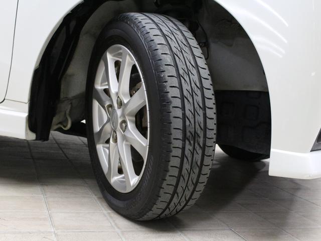 ムーヴ ＸＳＡＩＩ　２トーンカラー　衝突軽減ブレーキ　メモリーナビ　ＬＥＤヘッド　禁煙車　純正１４ＡＷ　電動格納ミラー　横滑り防止装置　盗難防止装置　ステアリングリモコン　フルオートエアコン　ドアバイザー　スマートキー（27枚目）