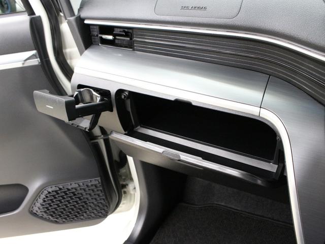 ムーヴ ＸＳＡＩＩ　２トーンカラー　衝突軽減ブレーキ　メモリーナビ　ＬＥＤヘッド　禁煙車　純正１４ＡＷ　電動格納ミラー　横滑り防止装置　盗難防止装置　ステアリングリモコン　フルオートエアコン　ドアバイザー　スマートキー（48枚目）