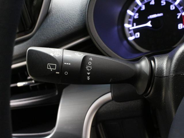 ムーヴ ＸＳＡＩＩ　２トーンカラー　衝突軽減ブレーキ　メモリーナビ　ＬＥＤヘッド　禁煙車　純正１４ＡＷ　電動格納ミラー　横滑り防止装置　盗難防止装置　ステアリングリモコン　フルオートエアコン　ドアバイザー　スマートキー（53枚目）