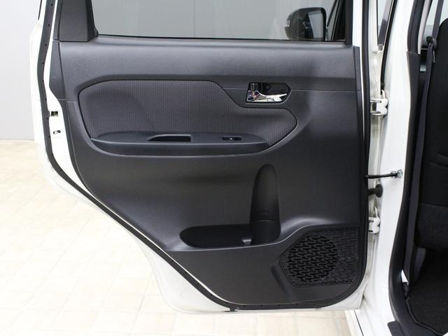 ムーヴ ＸＳＡＩＩ　２トーンカラー　衝突軽減ブレーキ　メモリーナビ　ＬＥＤヘッド　禁煙車　純正１４ＡＷ　電動格納ミラー　横滑り防止装置　盗難防止装置　ステアリングリモコン　フルオートエアコン　ドアバイザー　スマートキー（59枚目）