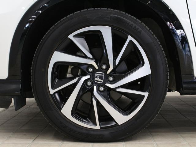 ヴェゼル ハイブリッドＲＳ・ホンダセンシング　純正８型ナビ　前後ドラレコ　シートヒーター　電子パーキング　アダプティブクルーズ　車線維持支援　純正１８ＡＷ　ＬＥＤヘッド　ＬＥＤフォグ　純正トノカバー　ＨＤＭＩ接続　Ｂｌｕｅｔｏｏｔｈ　バックカメラ（18枚目）