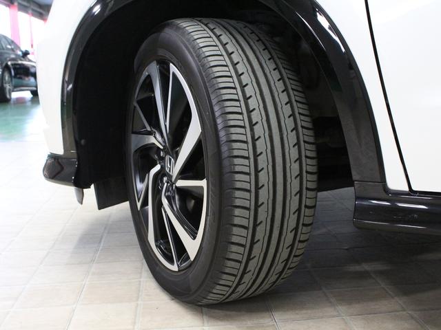 ヴェゼル ハイブリッドＲＳ・ホンダセンシング　純正８型ナビ　前後ドラレコ　シートヒーター　電子パーキング　アダプティブクルーズ　車線維持支援　純正１８ＡＷ　ＬＥＤヘッド　ＬＥＤフォグ　純正トノカバー　ＨＤＭＩ接続　Ｂｌｕｅｔｏｏｔｈ　バックカメラ（27枚目）