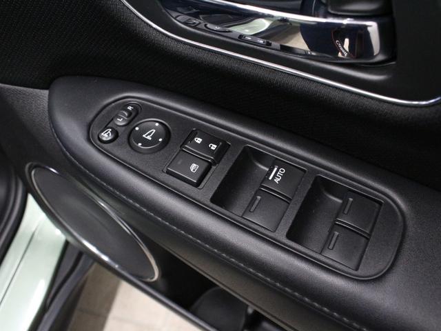 ヴェゼル X・ホンダセンシング 純正8型ナビ ドラレコ シートヒーター パーキングセンサー 電子パーキング ブレーキホールド アダプティブクルーズ ワンオーナー 禁煙車 ハーフレザー 本革巻ステアリング Bluetooth ETC(59枚目)