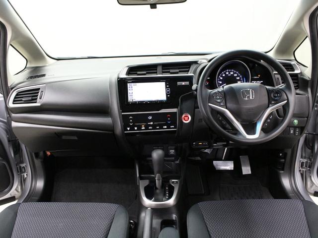 フィット 13G・Lホンダセンシング 衝突軽減ブレーキ 純正ナ LEDヘッド&フォグ アダプティブクルーズ 車線維持支援 誤発進抑制装置 ワンオーナー 禁煙車 Bluetooth ステアリングリモコン ドアバイザー アイドリングストップ(5枚目)