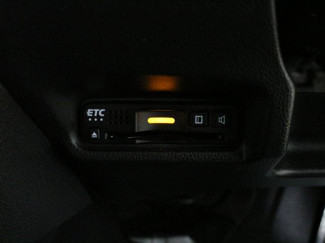フィット 13G・Lホンダセンシング 衝突軽減ブレーキ 純正ナ LEDヘッド&フォグ アダプティブクルーズ 車線維持支援 誤発進抑制装置 ワンオーナー 禁煙車 Bluetooth ステアリングリモコン ドアバイザー アイドリングストップ(8枚目)