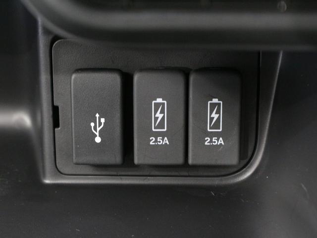 N-BOXカスタム G・Lターボホンダセンシング 両側パワスラ 純正ナビ ドラレコ シートヒーター アダプティブクルーズ 車線維持支援 ワンオーナー Bluetooth 純正15AW パドルシフト 本革巻ステアリング ハーフレザー ロールサンシェード(12枚目)