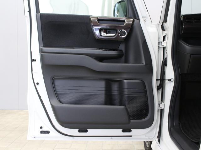N-BOXカスタム G・Lターボホンダセンシング 両側パワスラ 純正ナビ ドラレコ シートヒーター アダプティブクルーズ 車線維持支援 ワンオーナー Bluetooth 純正15AW パドルシフト 本革巻ステアリング ハーフレザー ロールサンシェード(64枚目)