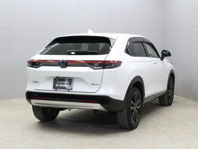 ヴェゼル ｅ：ＨＥＶＺ　純正９型ナビ　パワーテールゲート　ステアリングヒーター　シートヒーター　パーキングセンサー　渋滞追従クルーズ　車線維持支援　電子パーキング　ブレーキホールド　ワンオーナー　禁煙車　オートハイビーム（24枚目）