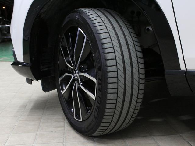 ヴェゼル ｅ：ＨＥＶＺ　純正９型ナビ　パワーテールゲート　ステアリングヒーター　シートヒーター　パーキングセンサー　渋滞追従クルーズ　車線維持支援　電子パーキング　ブレーキホールド　ワンオーナー　禁煙車　オートハイビーム（29枚目）