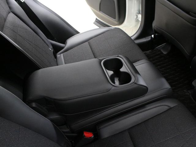 ヴェゼル ｅ：ＨＥＶＺ　純正９型ナビ　パワーテールゲート　ステアリングヒーター　シートヒーター　パーキングセンサー　渋滞追従クルーズ　車線維持支援　電子パーキング　ブレーキホールド　ワンオーナー　禁煙車　オートハイビーム（75枚目）